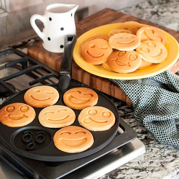 Pannenkoekenpan met Smileyvormen – productafbeelding